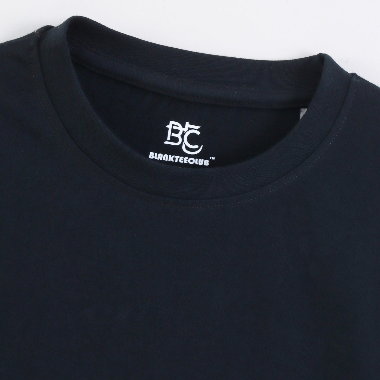 Classic Round Neck T-Shirt – Deep Navy