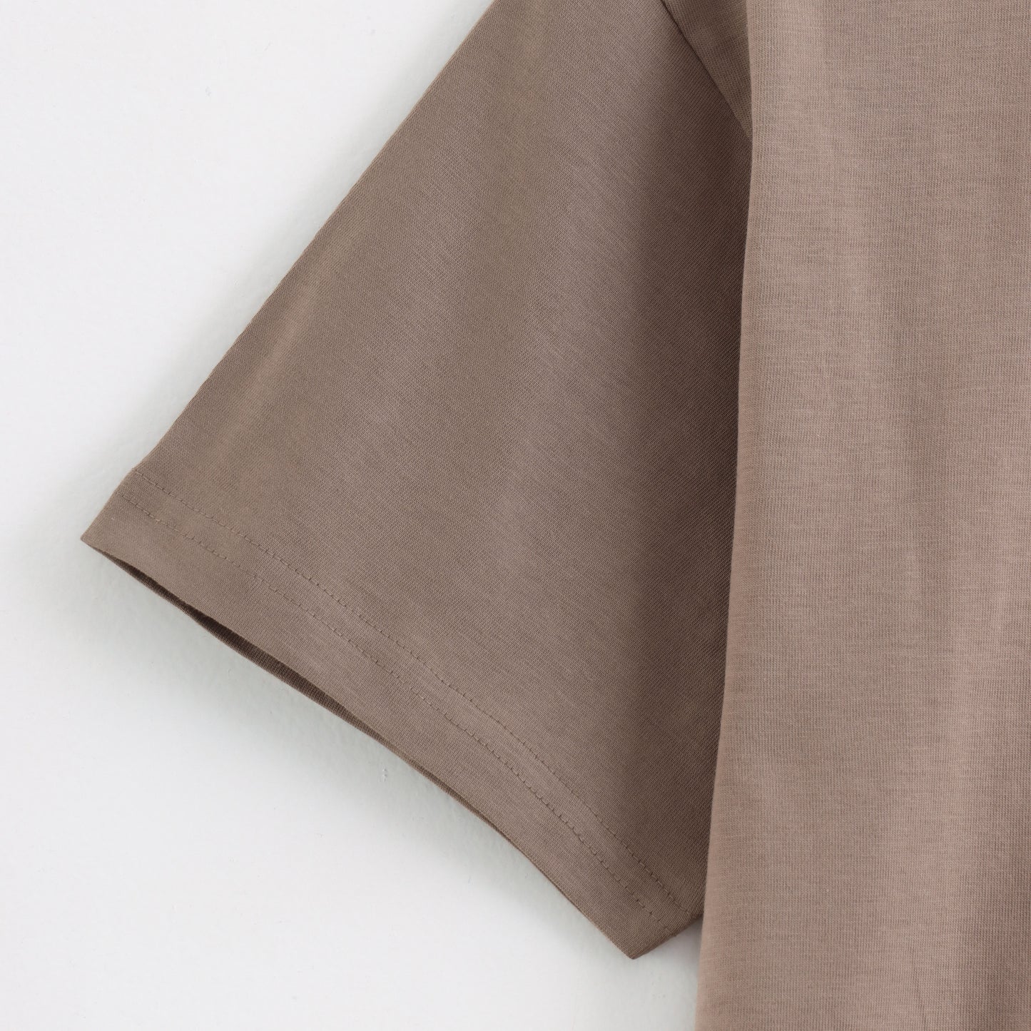Classic Round Neck T-Shirt – Desert Sand